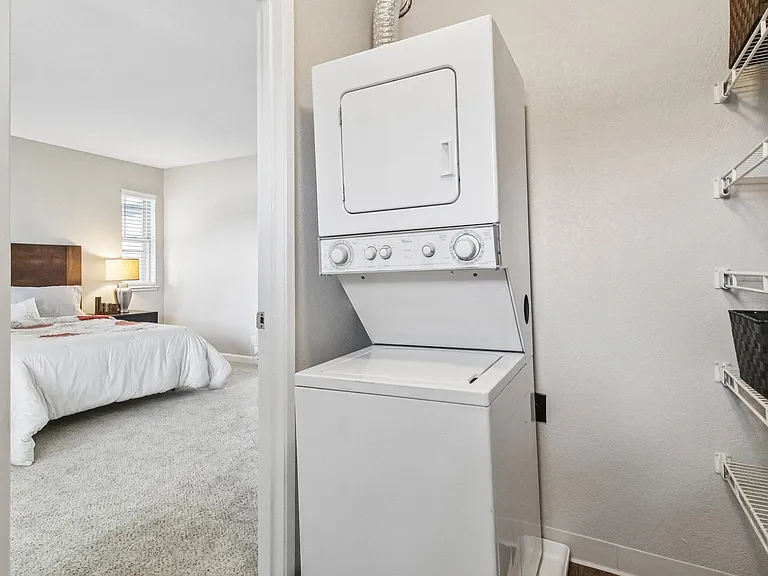 Terra House Apartments — Photo 30