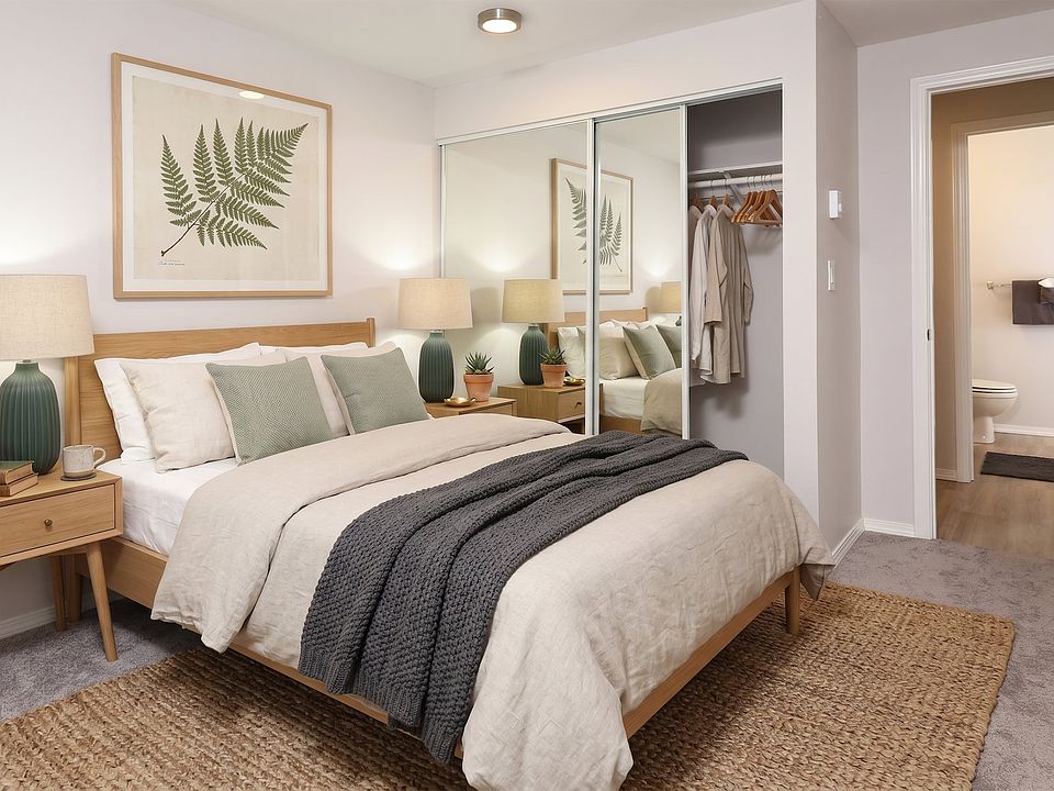 Building Photo 5