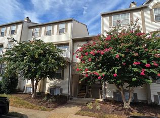 9262 Cardinal Forest Ln #C-301, Lorton, VA 22079