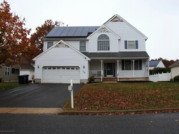 136 Compass Rd, Manahawkin, NJ 08050