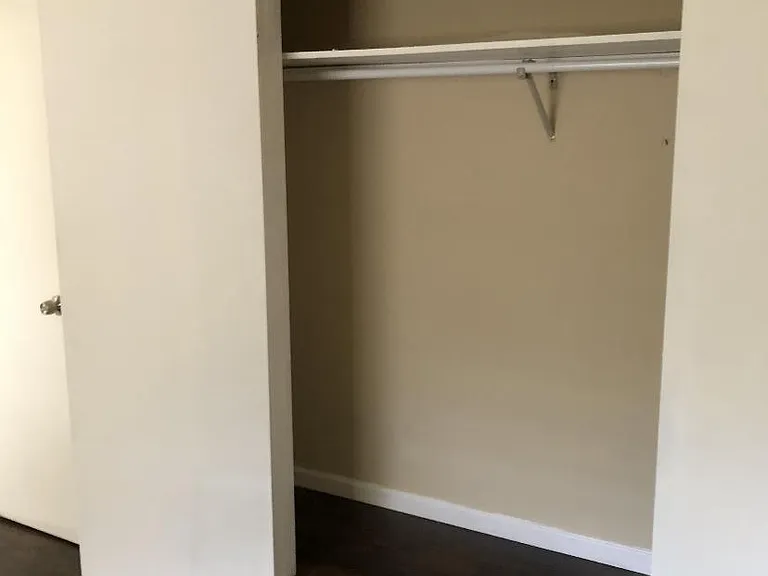481 Walker Ave — Photo 6