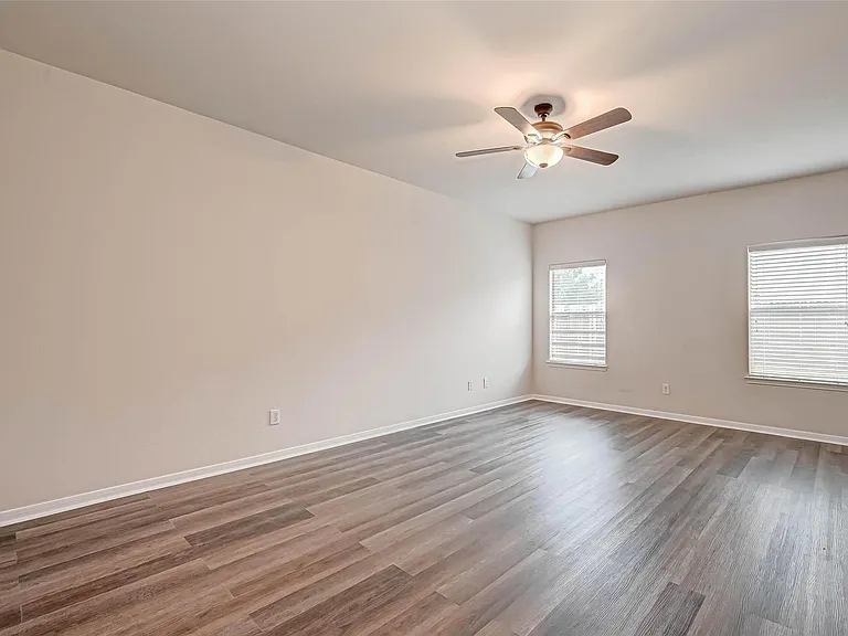 2815 Mustang Hill Ln — Photo 29