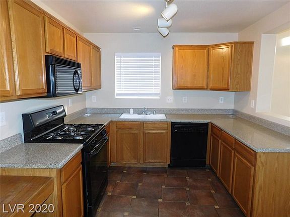 3rd image of 5967 Stone Hollow Ave #0