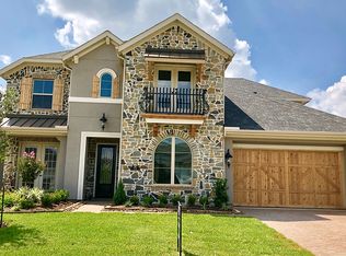 55 Oak Estates Dr, Conroe, TX 77384