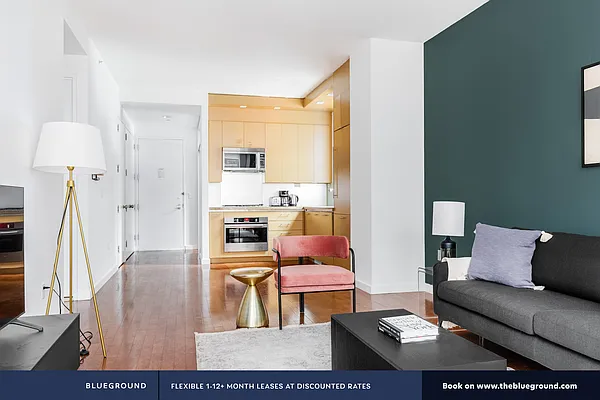 Rented by The Blueground | media 3