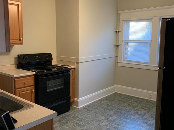 105 Lyman St #1, South Hadley, MA 01075