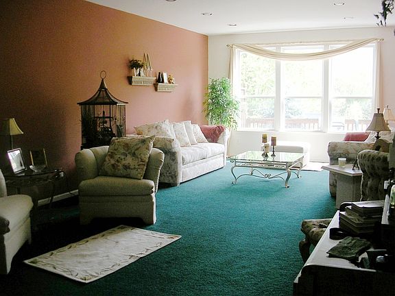 5th image of 22 Hornbeam Way