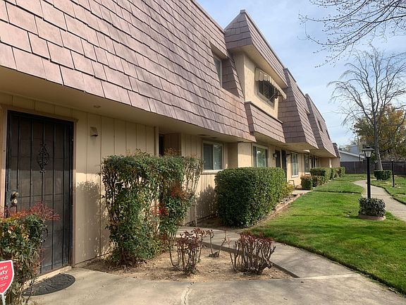 2nd image of 6222 Via Casitas