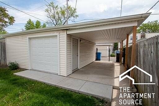 1st image of 3755 N Sacramento Ave #2