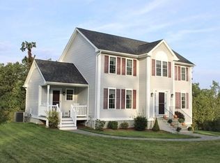22 Autumn Gate Cir, Millbury, MA 01527