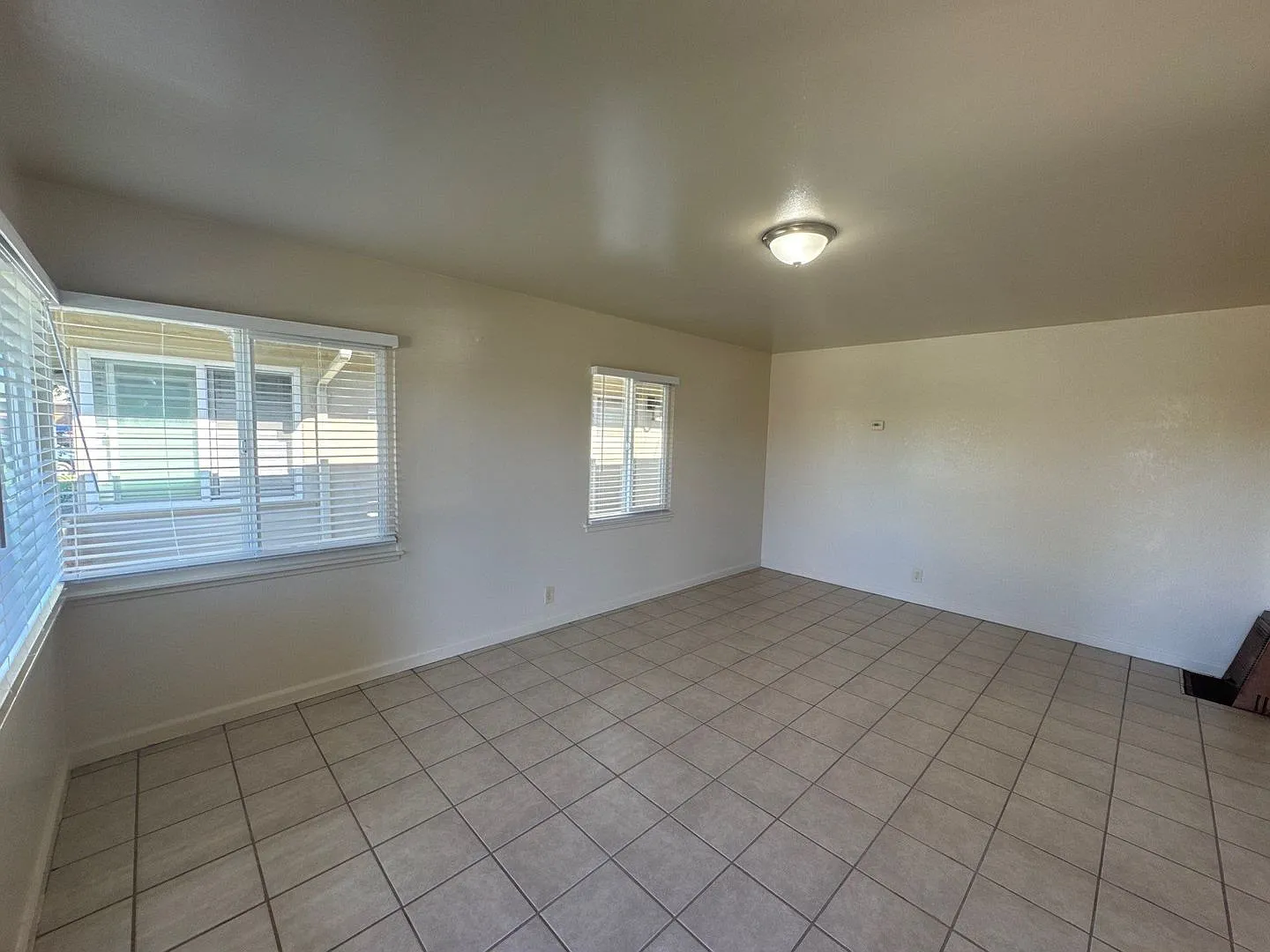 1054 - 1056A Pajaro Street — Photo 3