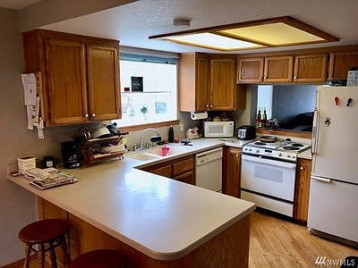 3rd image of 31080 State Route 20 APT C1