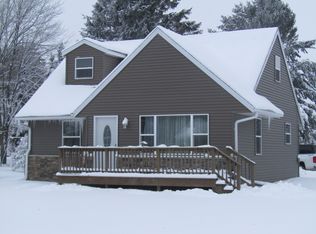 913 Eastwood St, Withee, WI 54498