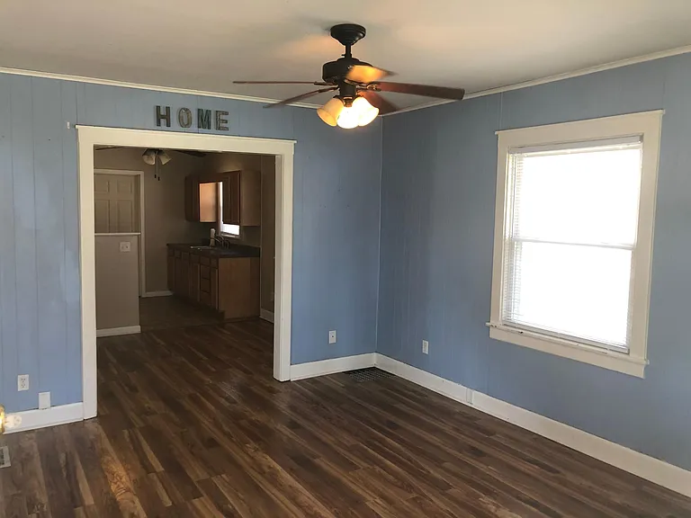 711 Prospect St — Photo 3
