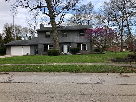 2nd image of 1900 N Forest Ave
