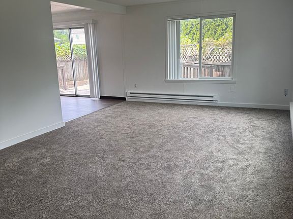 4th image of 1411 Gunnison Ct