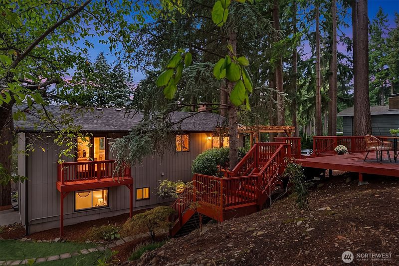 3rd image of 3525 96th Avenue E