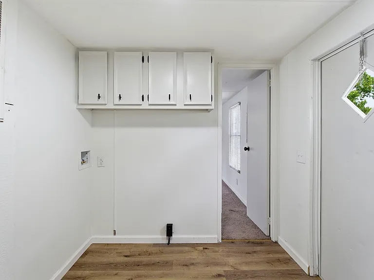 188 Bismarck Dr — Photo 22
