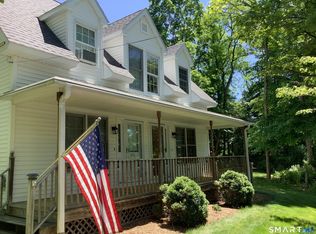 668 Huckleberry Hill Rd, Avon, CT 06001