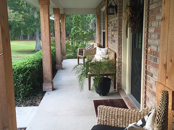 3rd image of 435 Spring Forest Dr