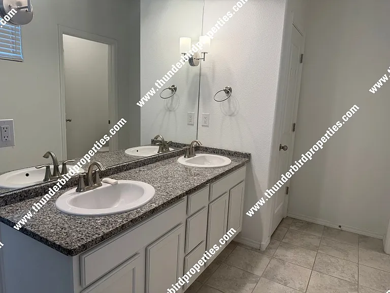 2605 Stryker Rd SE — Photo 27