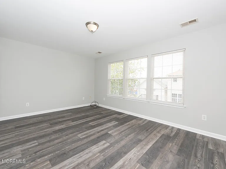 41 Seabreeze Way — Photo 10