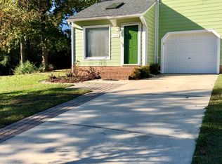 130 Greenford Pl, Jacksonville, NC 28540
