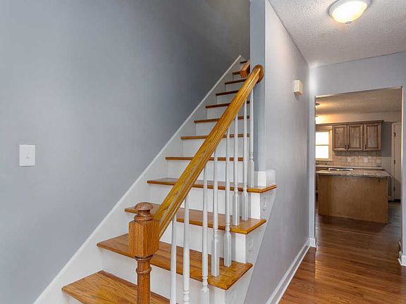 3rd image of 207 Sasanoa Ct