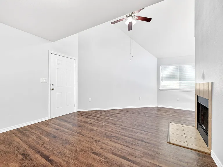 9837 Walnut St #208 — Photo 25