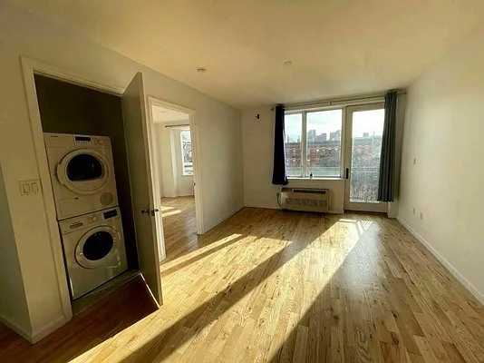 Rented by Compass | media 24