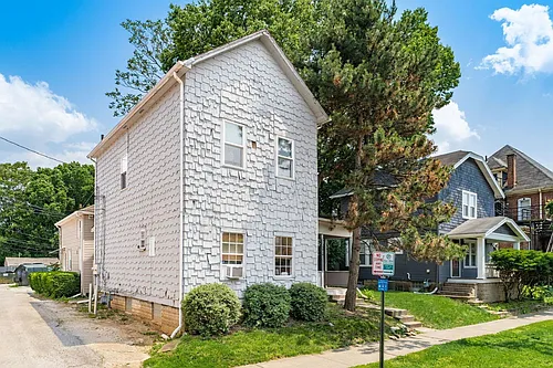 1518 Worthington St #A Photo 1