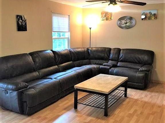 2nd image of 722 Zlotkin Cir