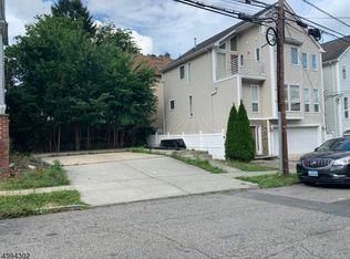 70 Westervelt Pl, Passaic, NJ 07055