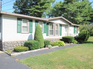 128 Champagne Rd, Gardner, MA 01440
