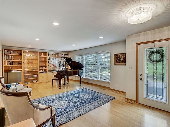 3rd image of 2503 Pebbleford Ln