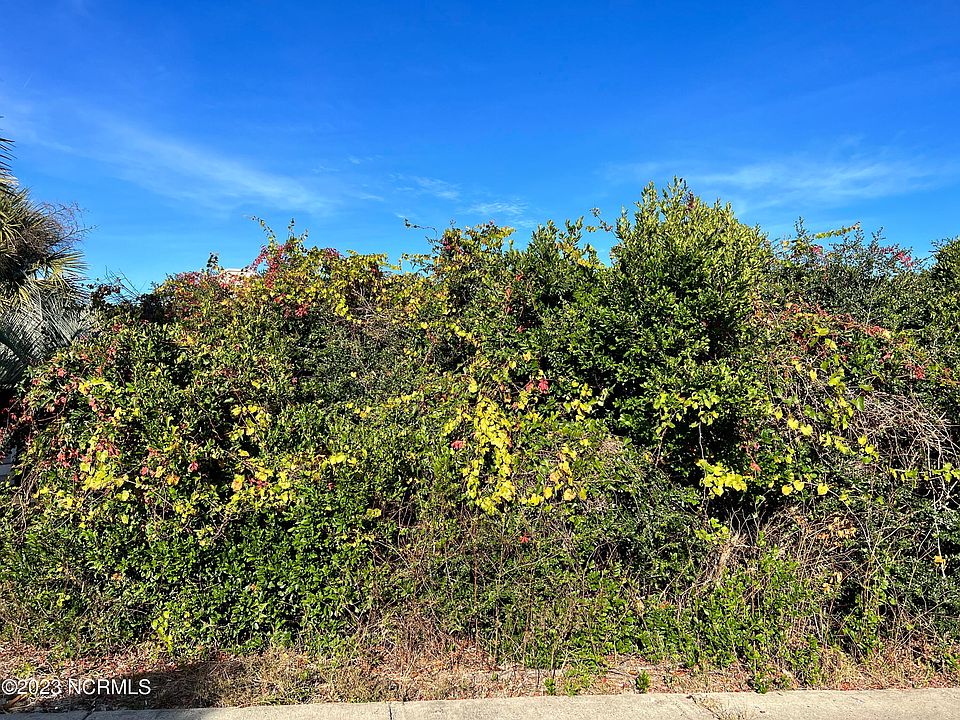 2nd image of 713 Federal Road