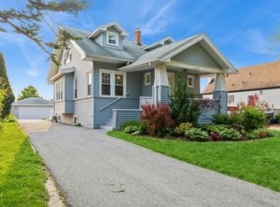864 Mason Ln, Des Plaines, IL 60016