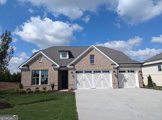 2135 Windsor Bluffs Dr, Cumming, GA 30041