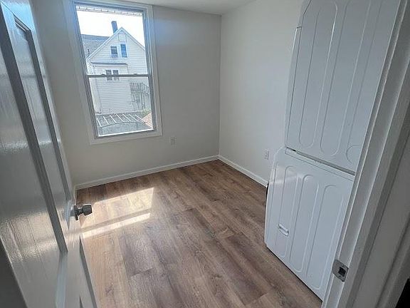 2nd Floor - Laundry/Storage