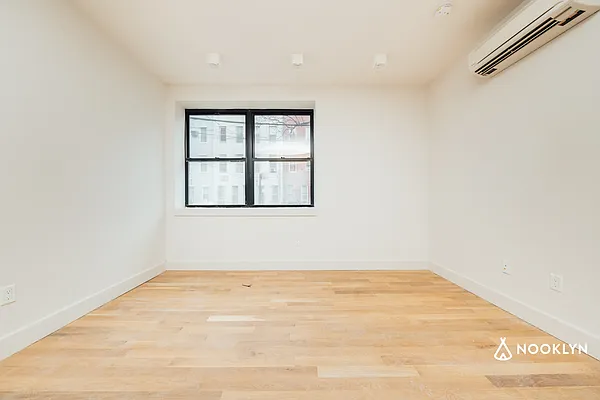 Rented by Nooklyn NYC LLC | media 45