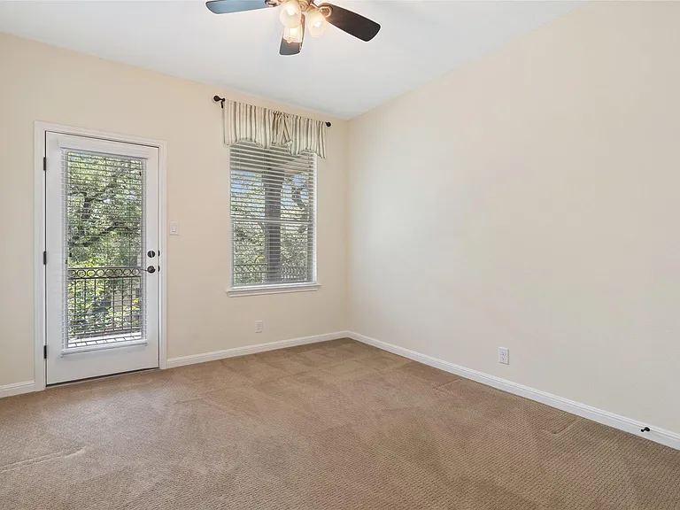 9412 Solana Vista Loop #B — Photo 14