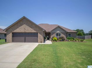 28311 Ferguson Ln, Toney, AL 35773