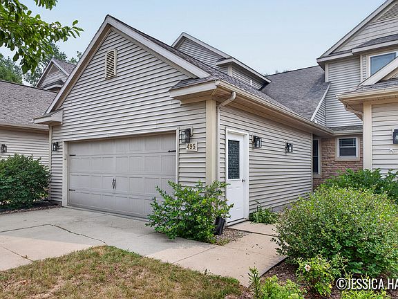 2nd image of 495 Morton Ave #3