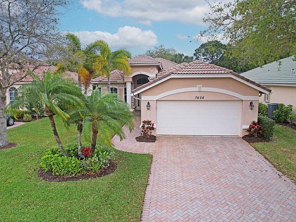 2nd image of 7606 Greenbrier Circle