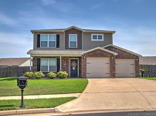 415 E 148th Cres S, Glenpool, OK 74033