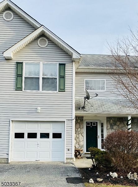 1st image of 11 Beechmont Ter