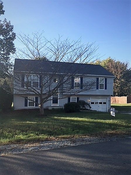 1st image of 11724 Camelot Way