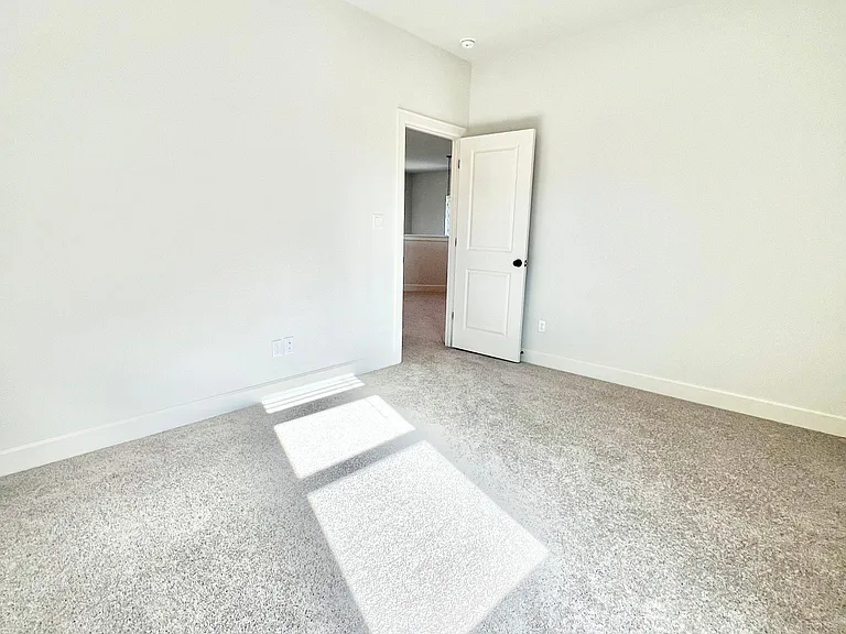 6904 Empresa Dr — Photo 26