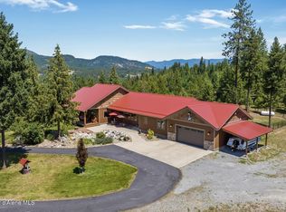 101 Mathews Ridge Dr, Priest River, ID 83856