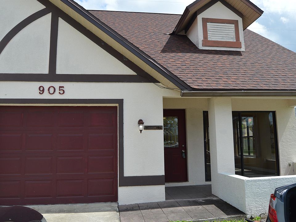 1st image of 905 Cape Coral Pkwy W